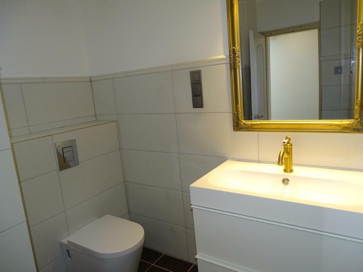 Dorothy 3 Apartment Siofok Luaran gambar