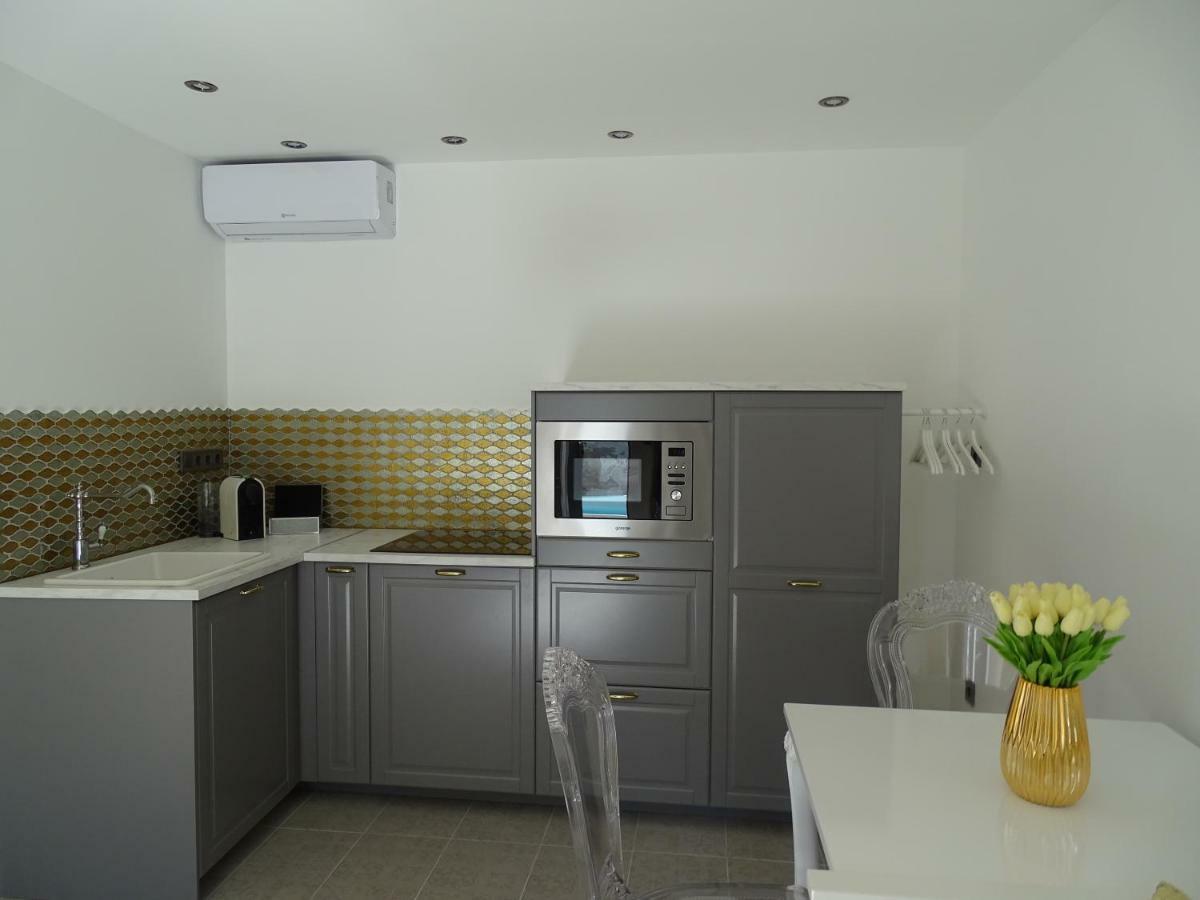 Dorothy 3 Apartment Siofok Luaran gambar