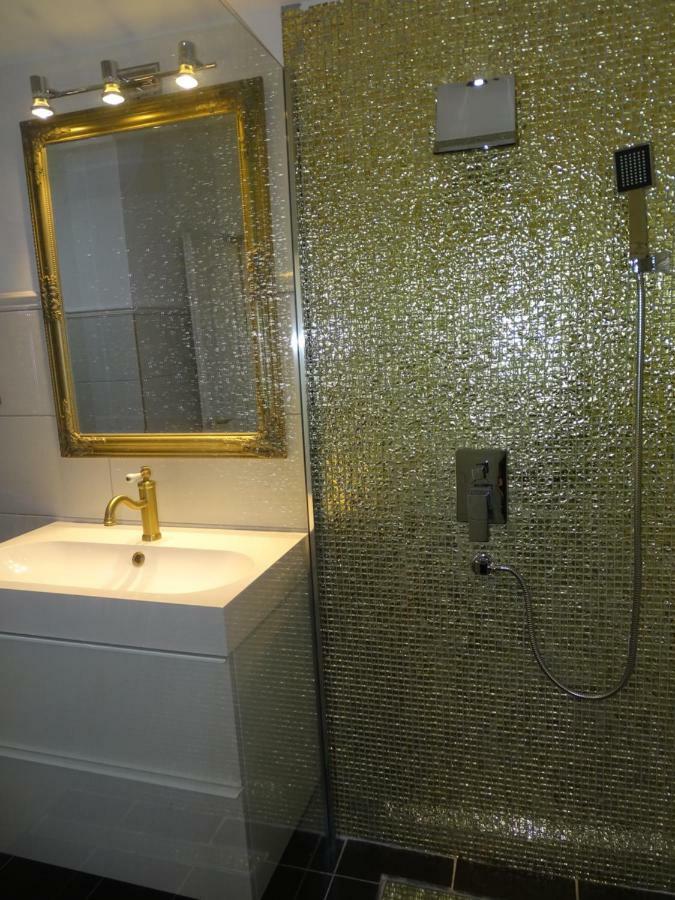 Dorothy 3 Apartment Siofok Luaran gambar