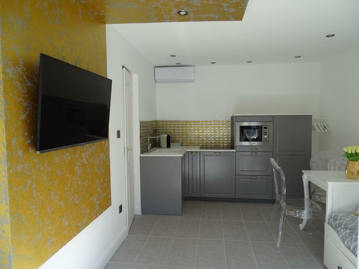 Dorothy 3 Apartment Siofok Luaran gambar