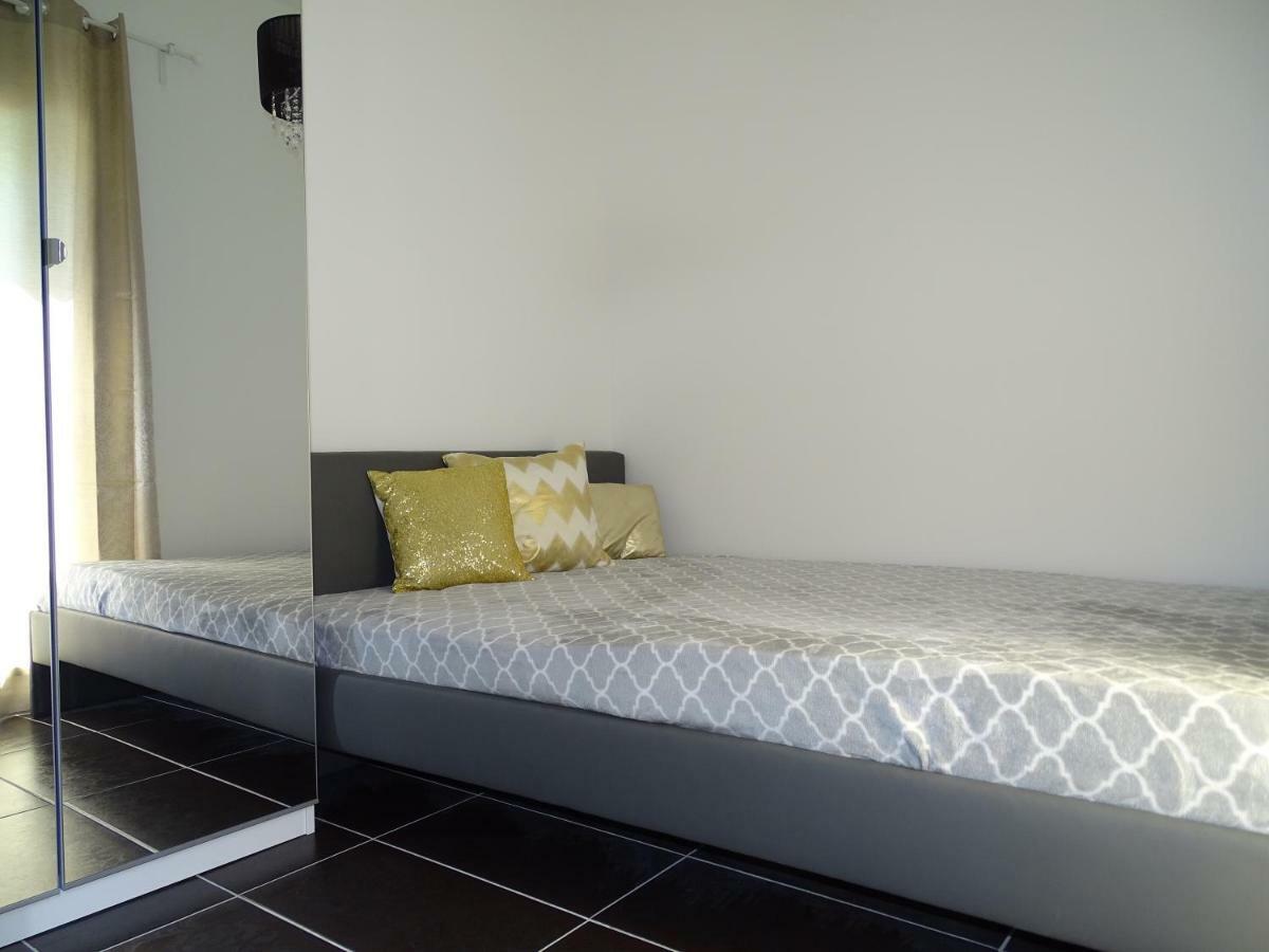 Dorothy 3 Apartment Siofok Luaran gambar